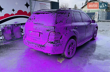 Внедорожник / Кроссовер Mercedes-Benz M-Class 2011 в 