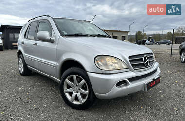 Внедорожник / Кроссовер Mercedes-Benz M-Class 2001 в Хусте