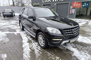 Внедорожник / Кроссовер Mercedes-Benz M-Class 2013 в Киеве