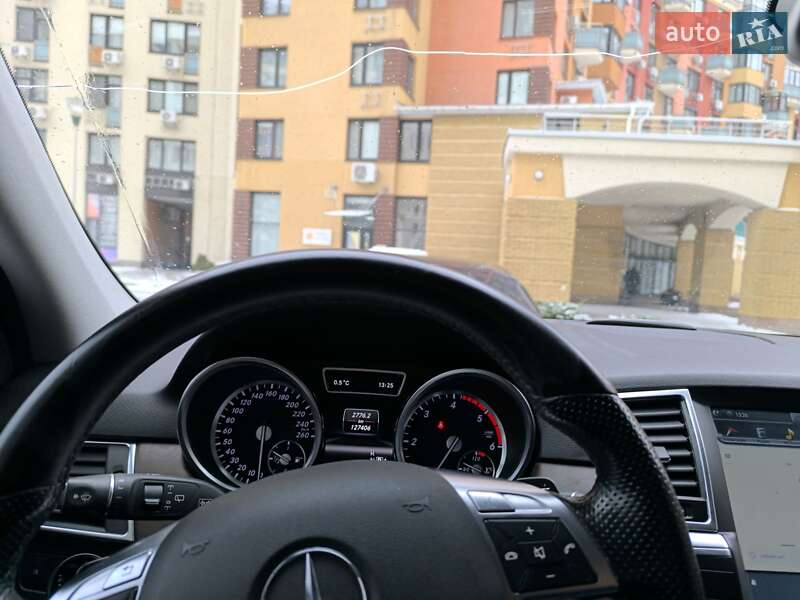 Внедорожник / Кроссовер Mercedes-Benz M-Class 2013 в Киеве