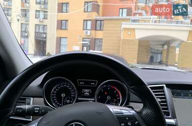 Позашляховик / Кросовер Mercedes-Benz M-Class 2013 в 