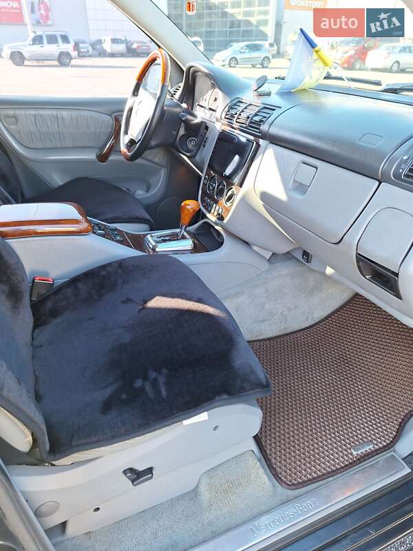 Внедорожник / Кроссовер Mercedes-Benz M-Class 2001 в Ивано-Франковске