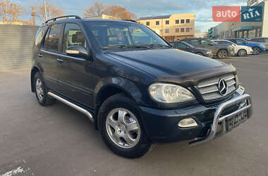 Внедорожник / Кроссовер Mercedes-Benz M-Class 2003 в 