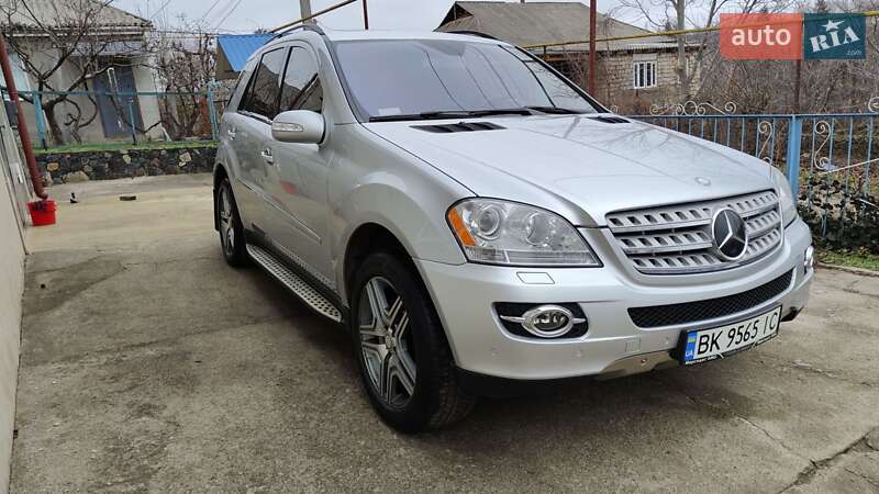 Позашляховик / Кросовер Mercedes-Benz M-Class 2008 в Балті