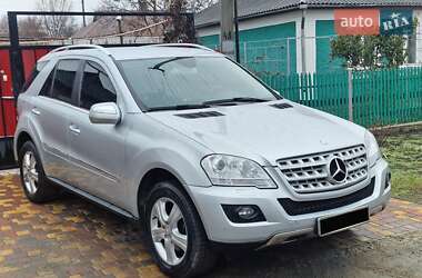 Внедорожник / Кроссовер Mercedes-Benz M-Class 2008 в Подольске