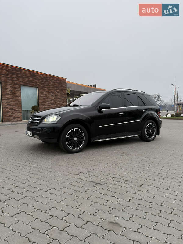 Внедорожник / Кроссовер Mercedes-Benz M-Class 2007 в Черкассах фото 6 Внедорожник / Кроссовер Mercedes-Benz M-Class 2007 в Черкассах