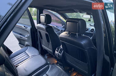Внедорожник / Кроссовер Mercedes-Benz M-Class 2005 в 