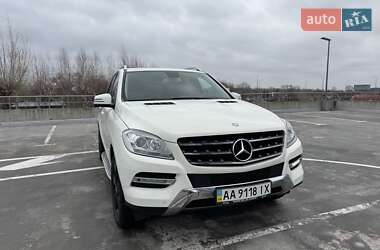 Внедорожник / Кроссовер Mercedes-Benz M-Class 2012 в Киеве