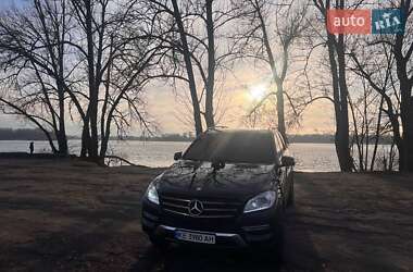 Mercedes-Benz M-Class 2013