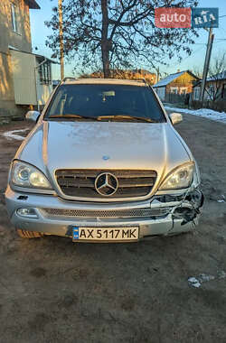 Позашляховик / Кросовер Mercedes-Benz M-Class 2000 в Харкові