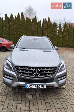 Mercedes-Benz M-Class 2012