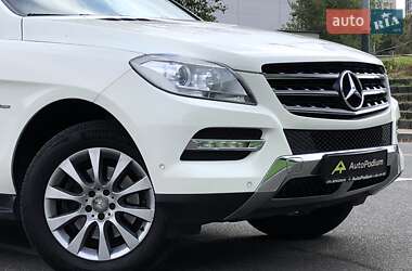 Внедорожник / Кроссовер Mercedes-Benz M-Class 2012 в Киеве