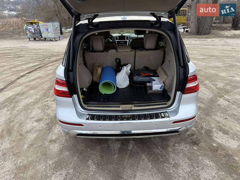 Позашляховик / Кросовер Mercedes-Benz M-Class 2013 в Києві