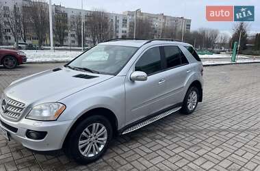 Внедорожник / Кроссовер Mercedes-Benz M-Class 2007 в Луцке