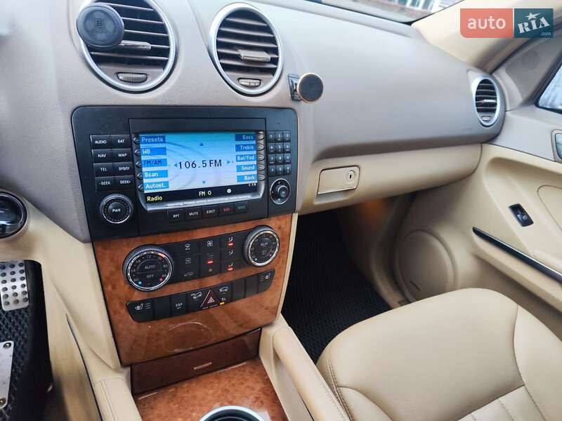 Внедорожник / Кроссовер Mercedes-Benz M-Class 2008 в Киеве