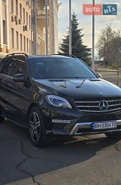 Позашляховик / Кросовер Mercedes-Benz M-Class 2015 в Одесі