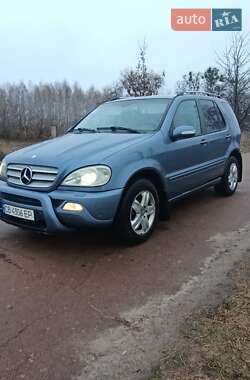 Внедорожник / Кроссовер Mercedes-Benz M-Class 2005 в Ичне