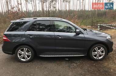 Внедорожник / Кроссовер Mercedes-Benz M-Class 2013 в 