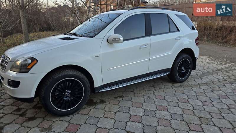 Внедорожник / Кроссовер Mercedes-Benz M-Class 2008 в Черновцах
