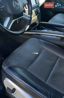 Позашляховик / Кросовер Mercedes-Benz M-Class 2010 в 