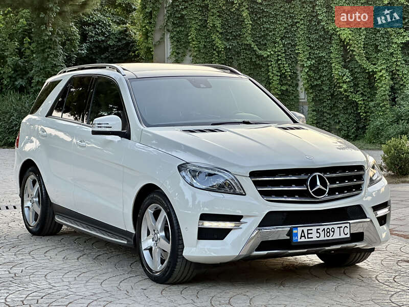 Позашляховик / Кросовер Mercedes-Benz M-Class 2012 в Кривому Розі
