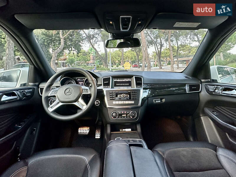 Позашляховик / Кросовер Mercedes-Benz M-Class 2012 в Кривому Розі