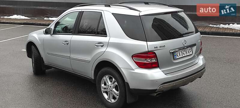 Внедорожник / Кроссовер Mercedes-Benz M-Class 2006 в Киеве