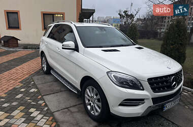 Позашляховик / Кросовер Mercedes-Benz M-Class 2013 в Бучі