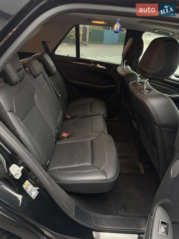 Внедорожник / Кроссовер Mercedes-Benz M-Class 2015 в Киеве