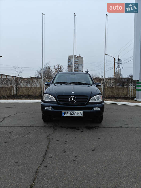 Позашляховик / Кросовер Mercedes-Benz M-Class 2003 в Миколаєві