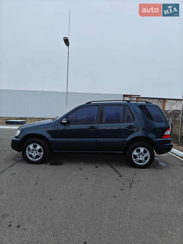 Позашляховик / Кросовер Mercedes-Benz M-Class 2003 в Миколаєві