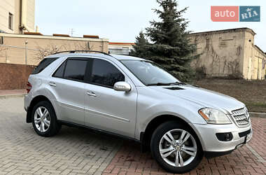 Позашляховик / Кросовер Mercedes-Benz M-Class 2006 в Харкові