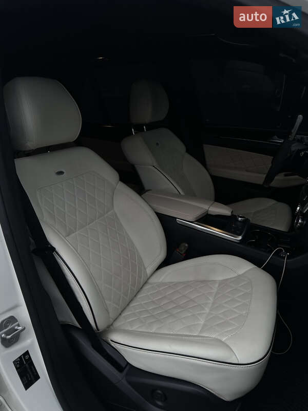 Внедорожник / Кроссовер Mercedes-Benz M-Class 2011 в Хусте