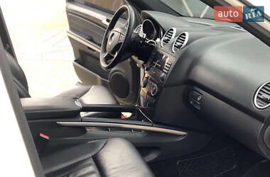 Внедорожник / Кроссовер Mercedes-Benz M-Class 2008 в 
