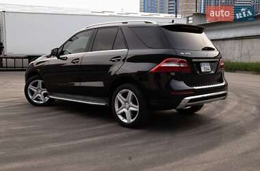 Внедорожник / Кроссовер Mercedes-Benz M-Class 2014 в 