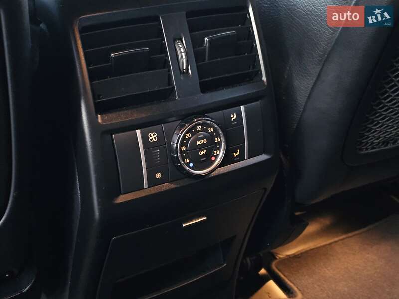 Внедорожник / Кроссовер Mercedes-Benz M-Class 2012 в Тернополе