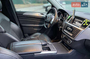 Внедорожник / Кроссовер Mercedes-Benz M-Class 2012 в 