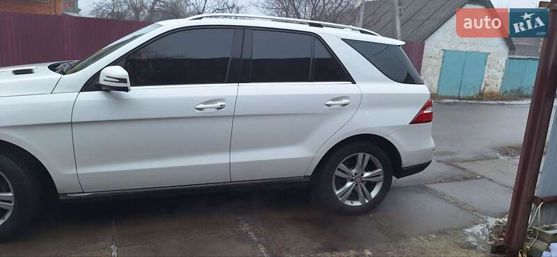 Mercedes-Benz M-Class 2015