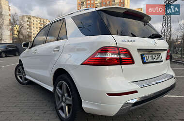 Позашляховик / Кросовер Mercedes-Benz M-Class 2015 в 