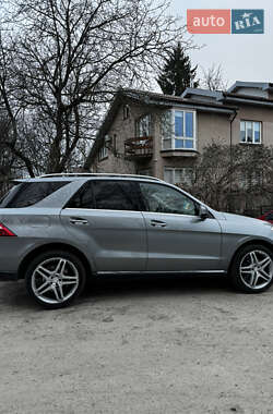 Позашляховик / Кросовер Mercedes-Benz M-Class 2014 в Львові