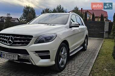 Позашляховик / Кросовер Mercedes-Benz M-Class 2013 в Рівному