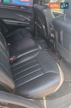 Внедорожник / Кроссовер Mercedes-Benz M-Class 2006 в 