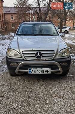 Позашляховик / Кросовер Mercedes-Benz M-Class 2003 в Дніпрі