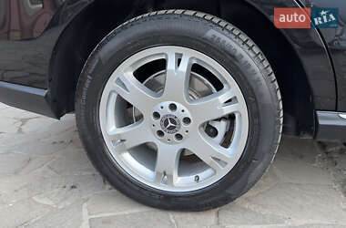 Позашляховик / Кросовер Mercedes-Benz M-Class 2011 в 