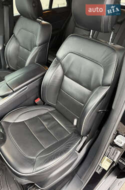 Внедорожник / Кроссовер Mercedes-Benz M-Class 2013 в 