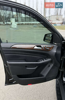 Внедорожник / Кроссовер Mercedes-Benz M-Class 2013 в 