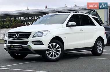 Позашляховик / Кросовер Mercedes-Benz M-Class 2012 в Києві