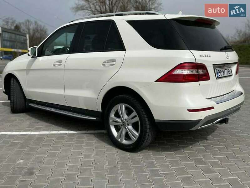 Внедорожник / Кроссовер Mercedes-Benz M-Class 2013 в Киеве