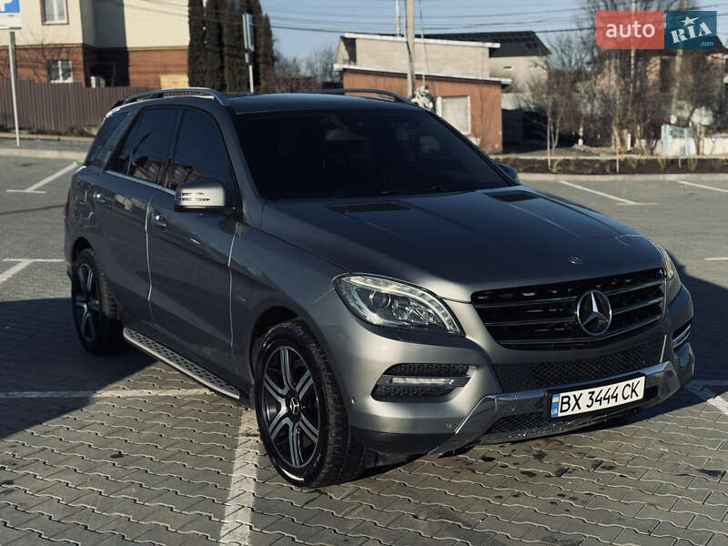 Внедорожник / Кроссовер Mercedes-Benz M-Class 2012 в Хмельницком