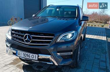 Позашляховик / Кросовер Mercedes-Benz M-Class 2015 в 